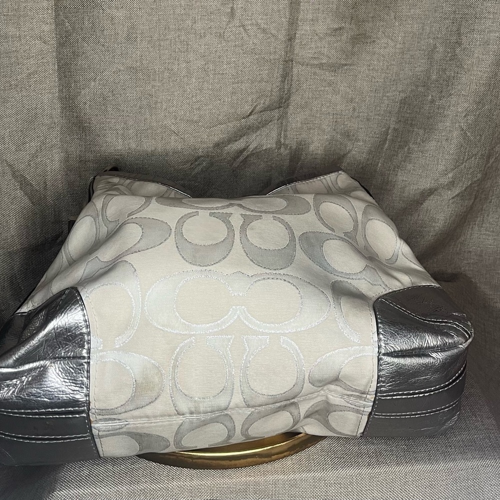 Coach 19758 Peyton White Canvas Signature Metallic Silver hobo bag - Picture 7 of 14